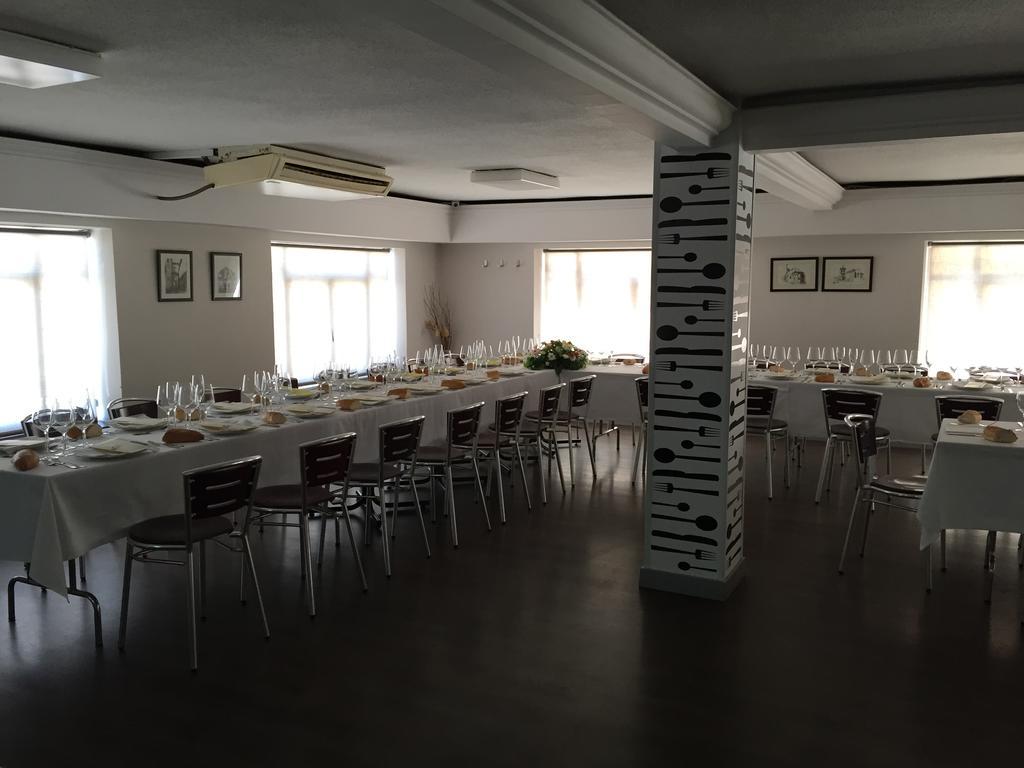 Pension Oasis Замора Екстериор снимка
