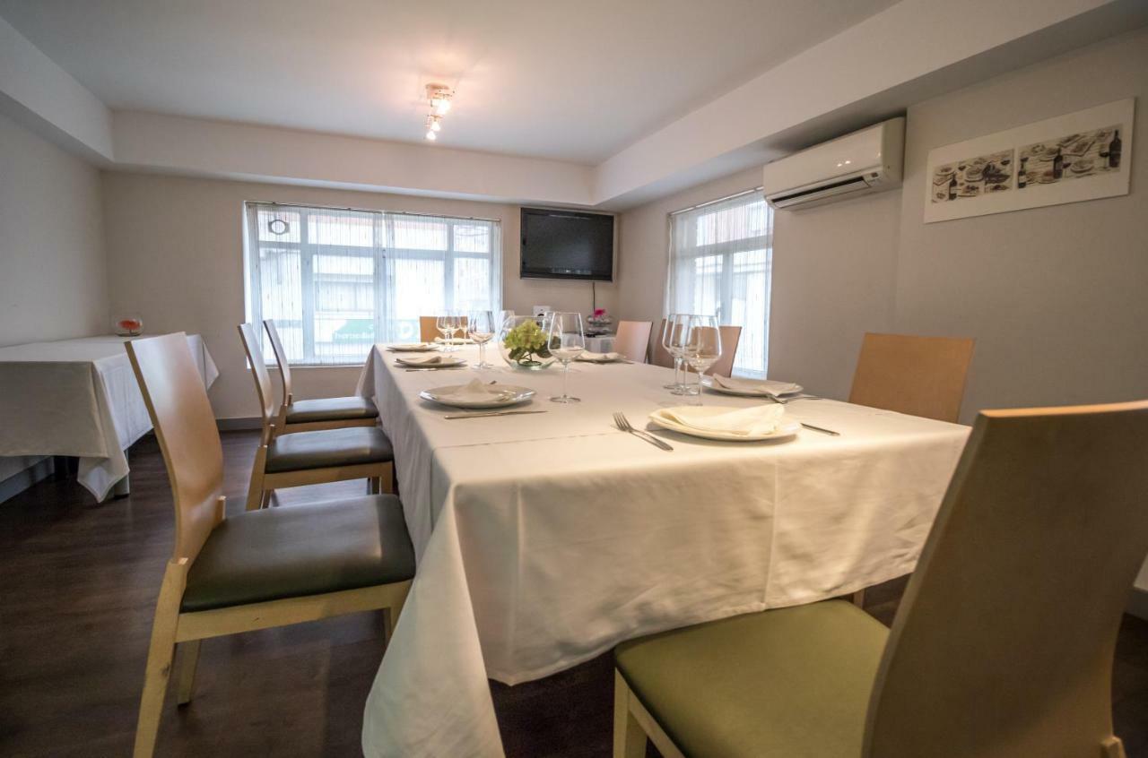 Pension Oasis Замора Екстериор снимка