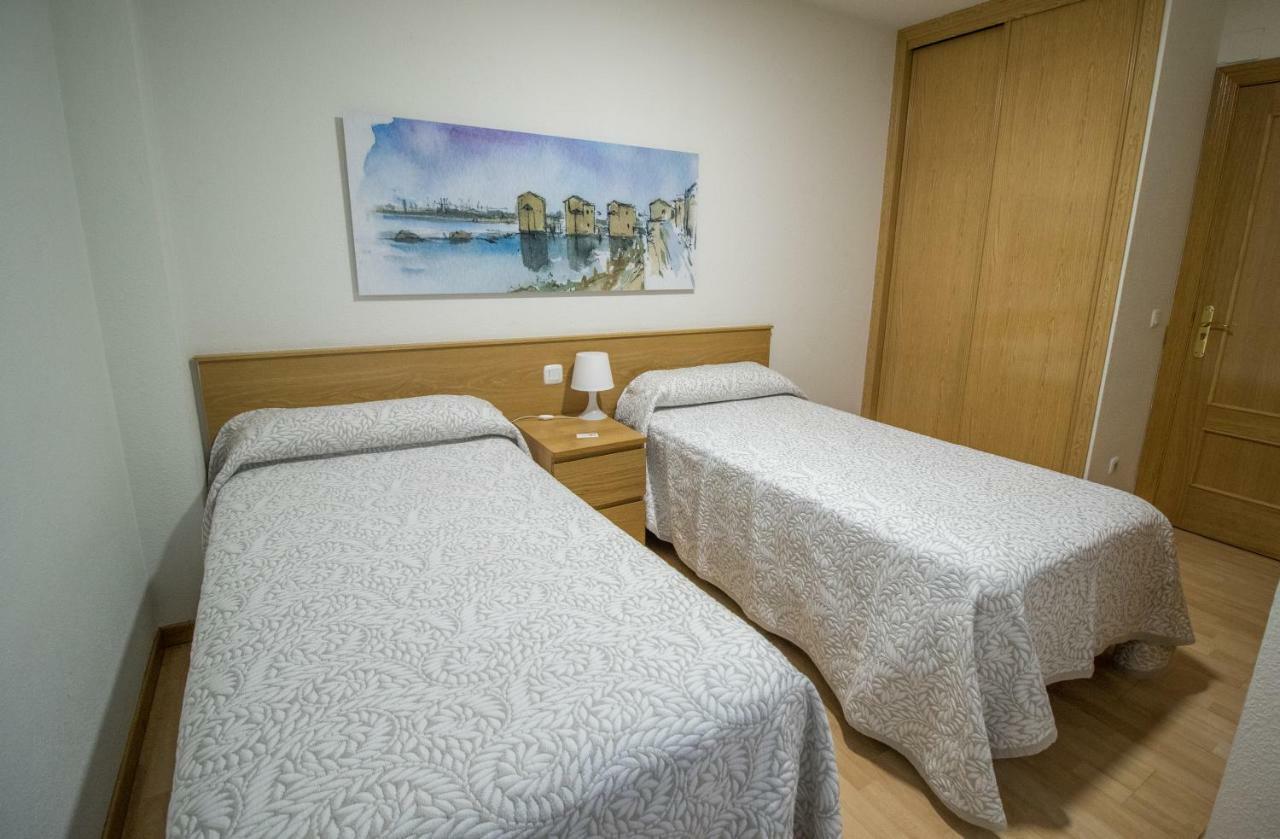 Pension Oasis Замора Екстериор снимка