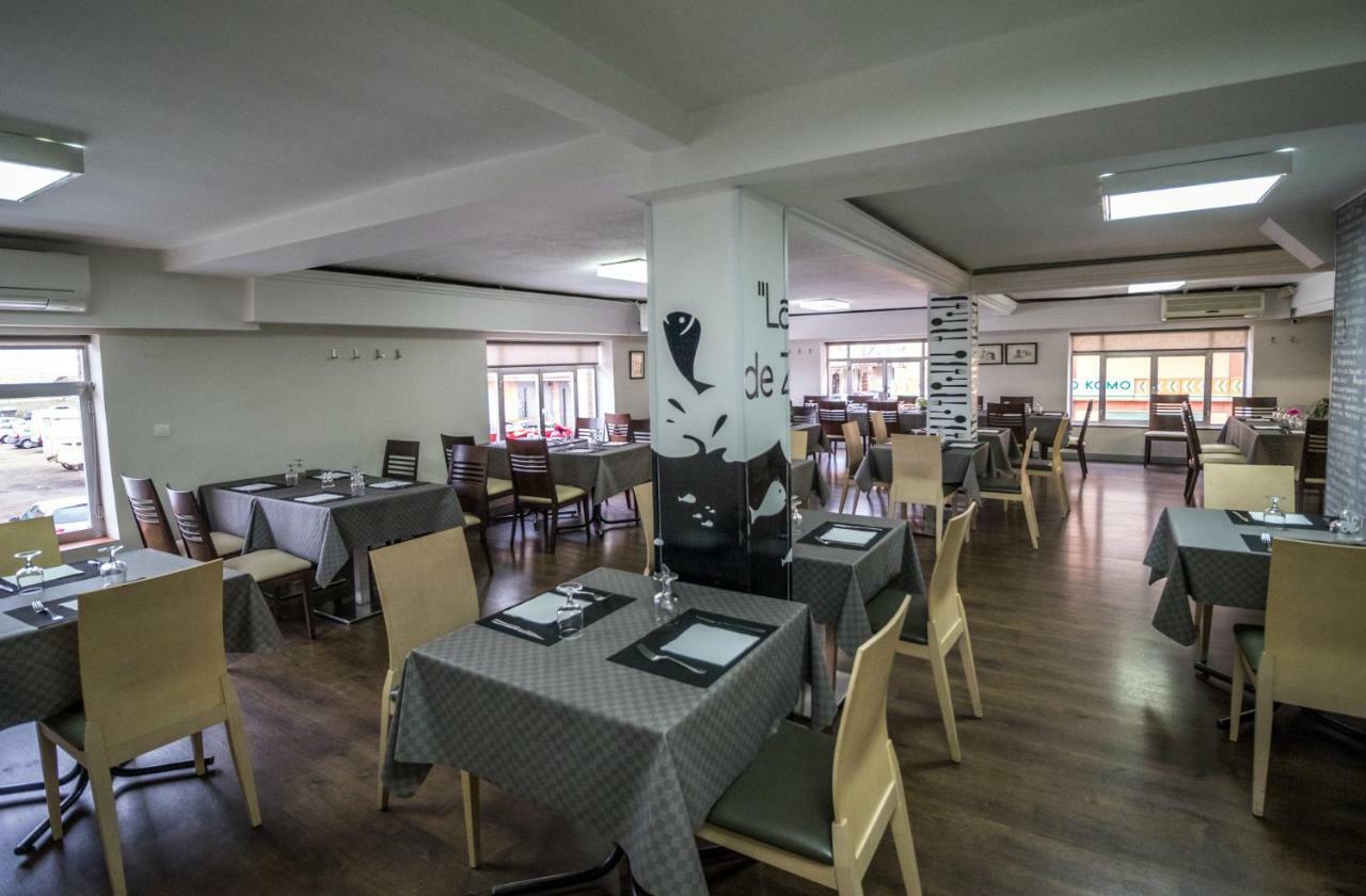 Pension Oasis Замора Екстериор снимка